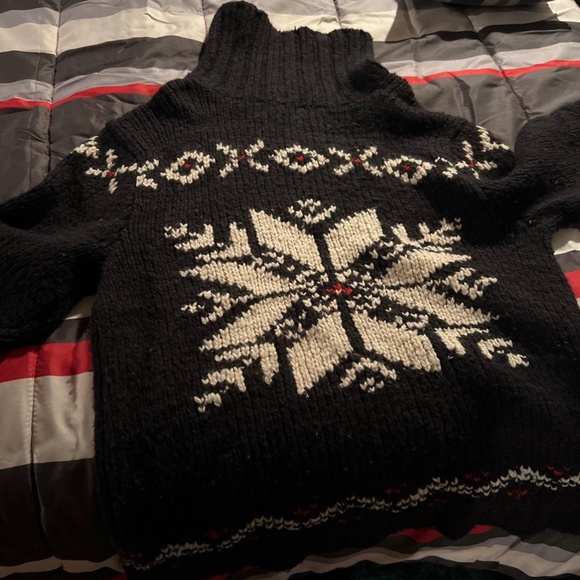 Polo - Picture 1 of 4